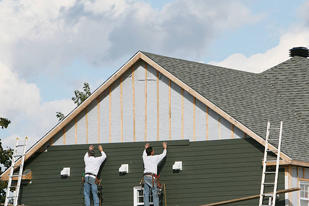 Professional Siding technician working in Merchantville, NJ